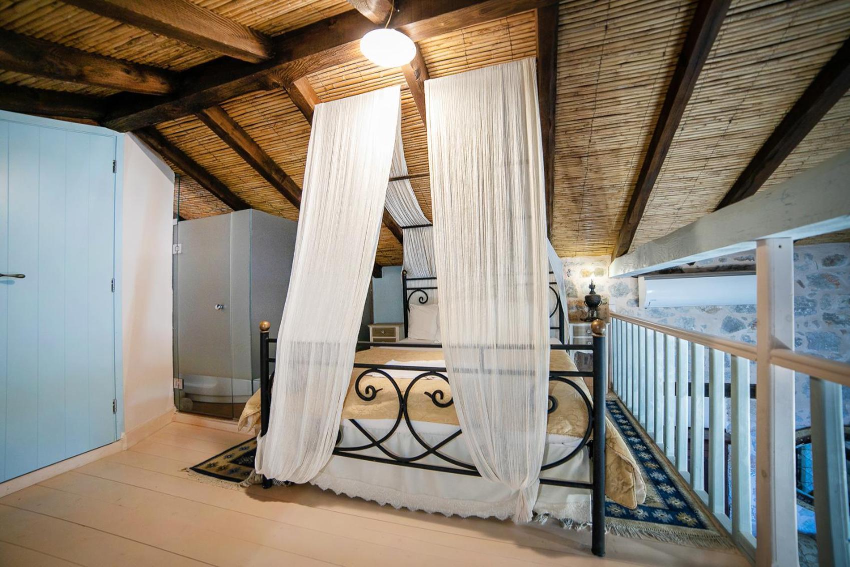 Ktima Karageorgou Hotel Areopoli Exterior photo